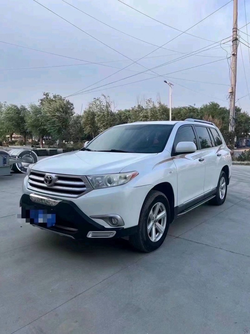 济南14年丰田汉兰达2