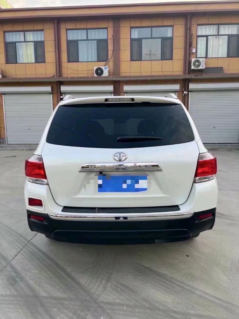 济南14年丰田汉兰达9