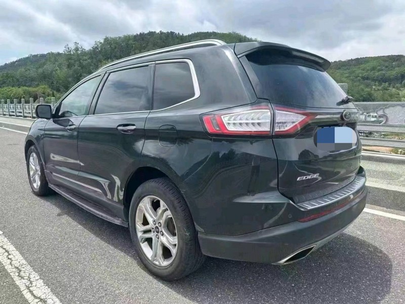 青岛16年福特锐界3