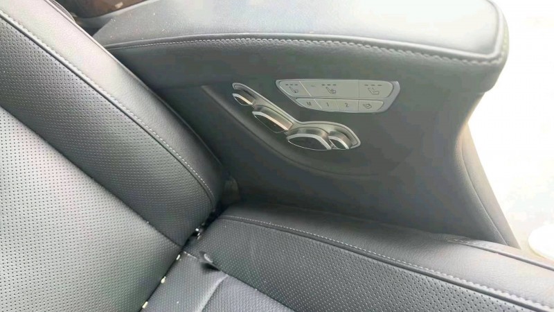 枣庄13年奔驰V6