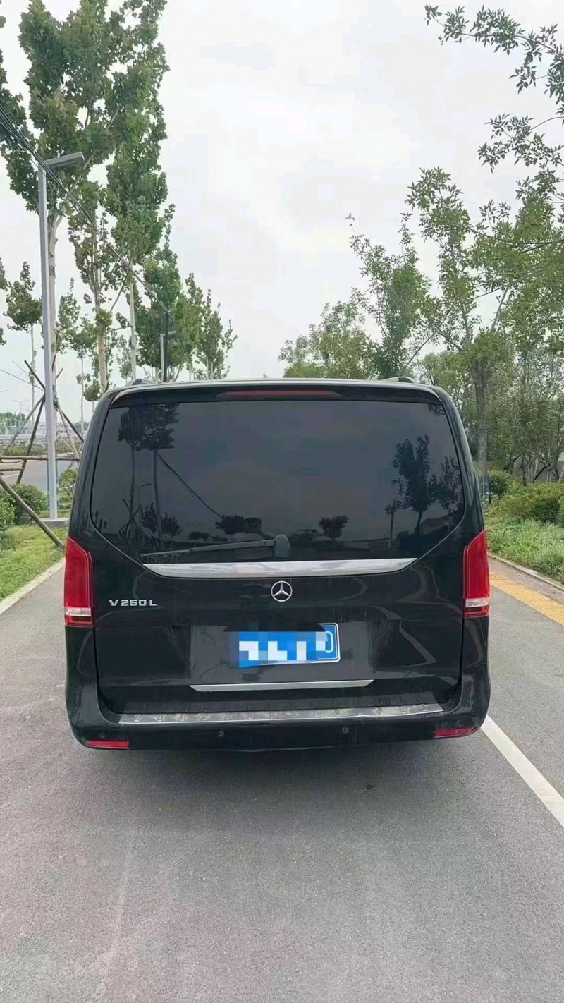 枣庄13年奔驰V8