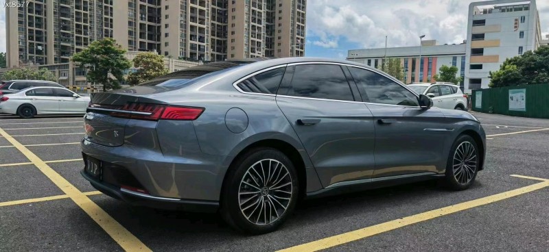 东莞22年比亚迪汉8