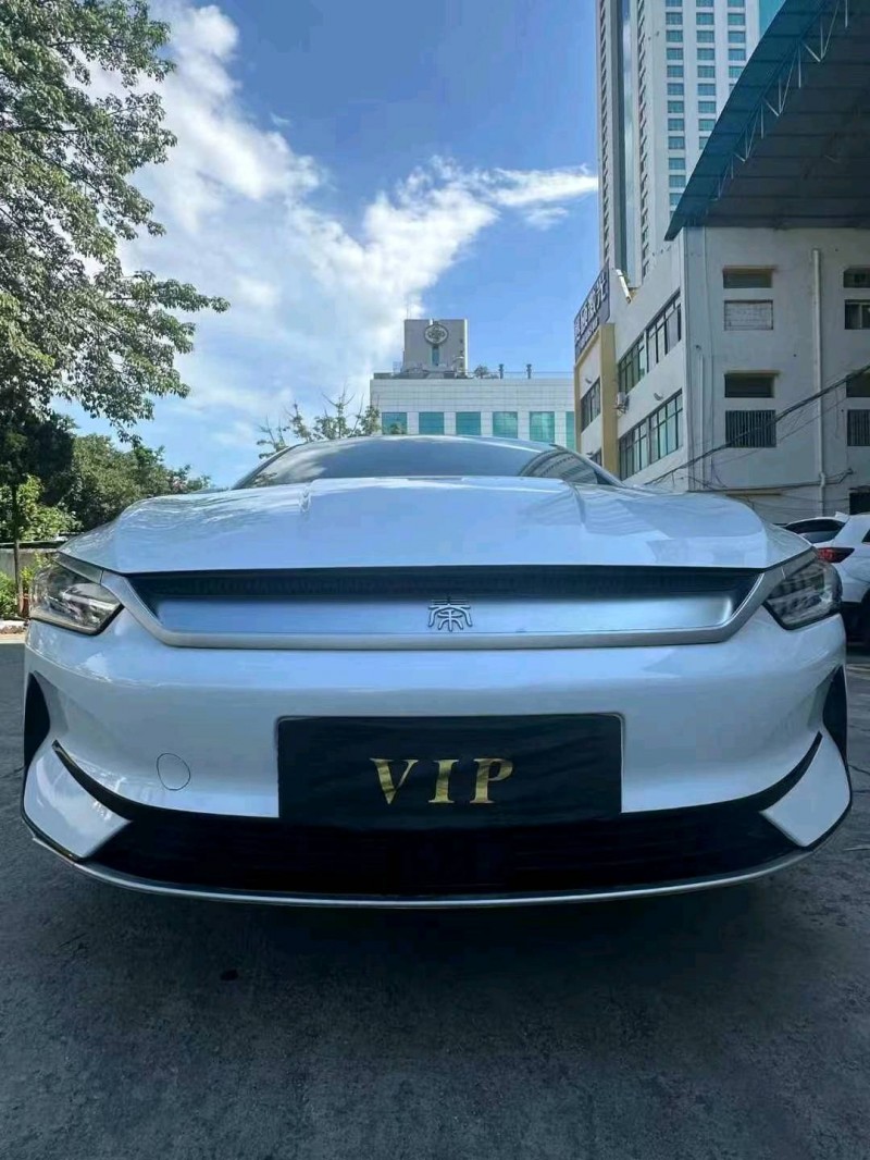 广州22年比亚迪秦1