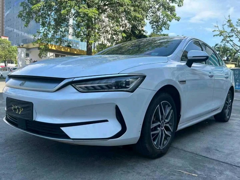 广州22年比亚迪秦3