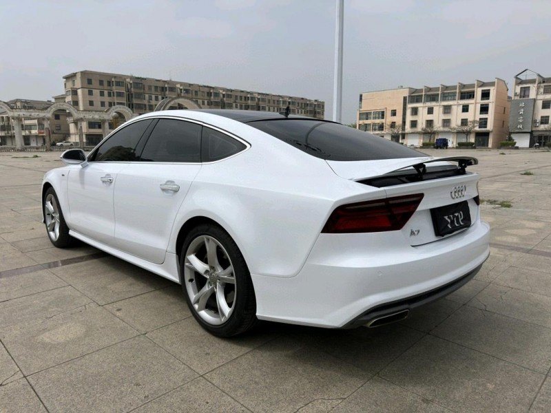 盐城18年奥迪A7L4