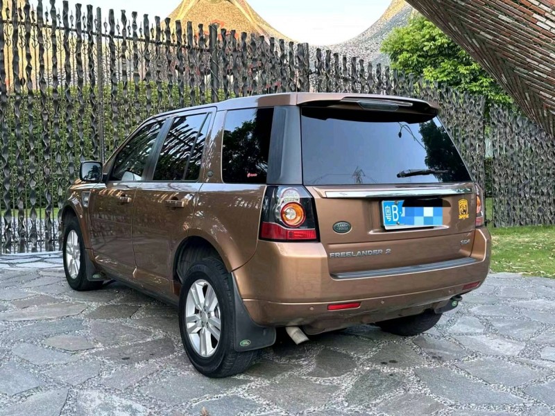 广州14年路虎发现神行7