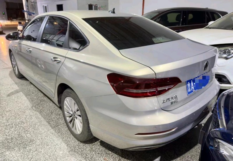 济南22年大众朗逸6
