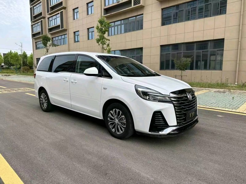 徐州23年别克GL82