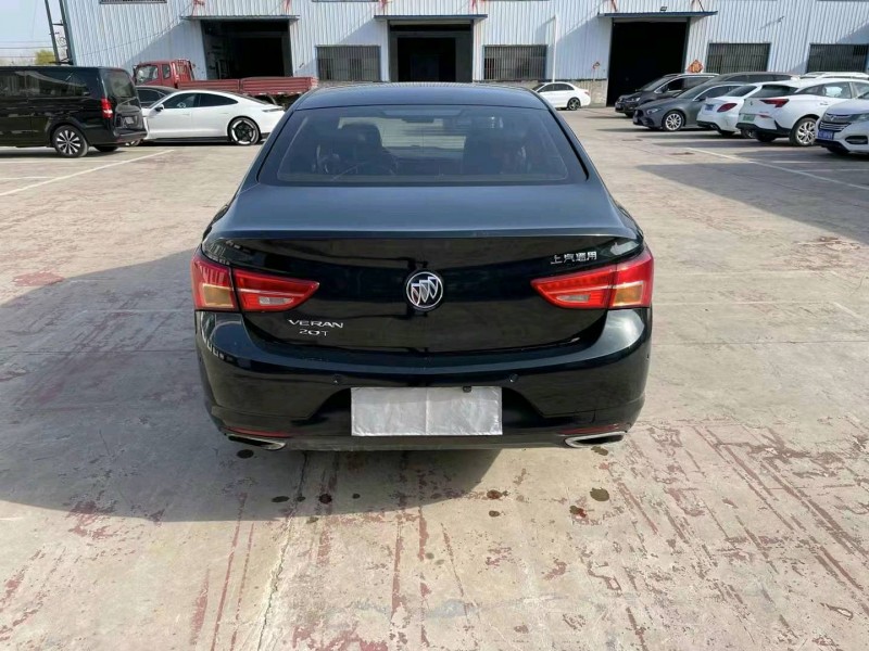 徐州17年别克威朗9