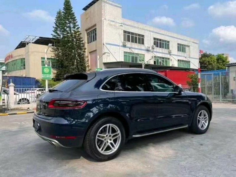 东莞17年保时捷Macan8