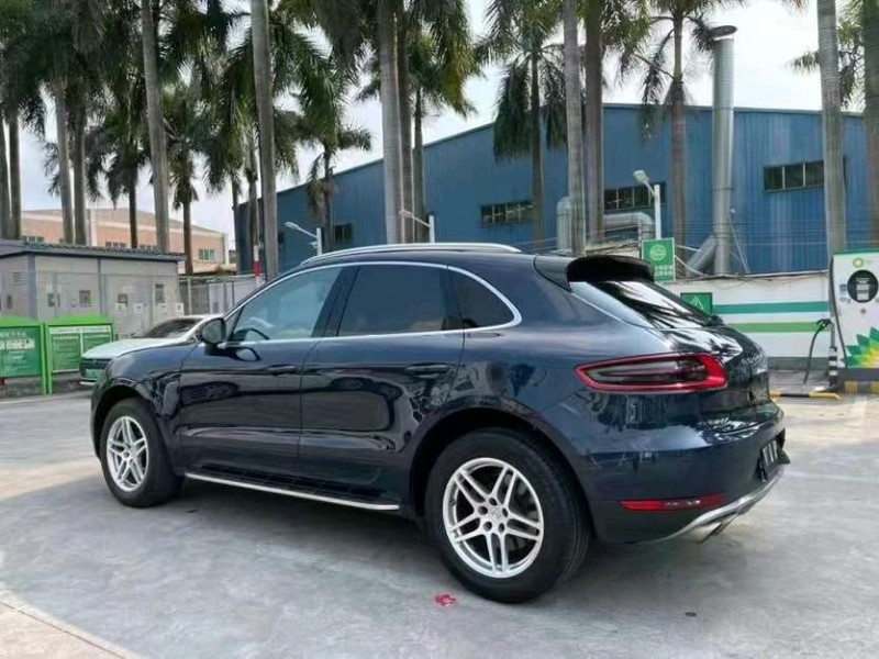 东莞17年保时捷Macan9