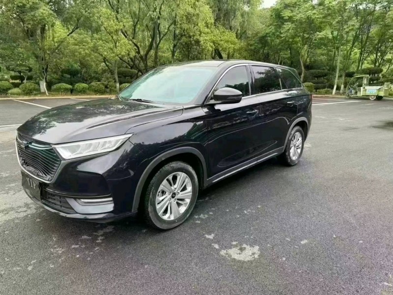 紹興21年長安汽車歐尚2