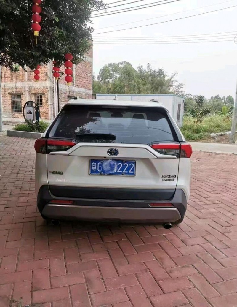 东莞22年丰田RAV42