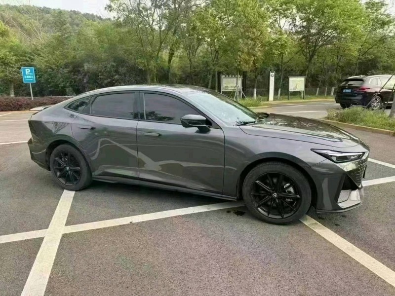 湖州23年長安汽車UNI-V3