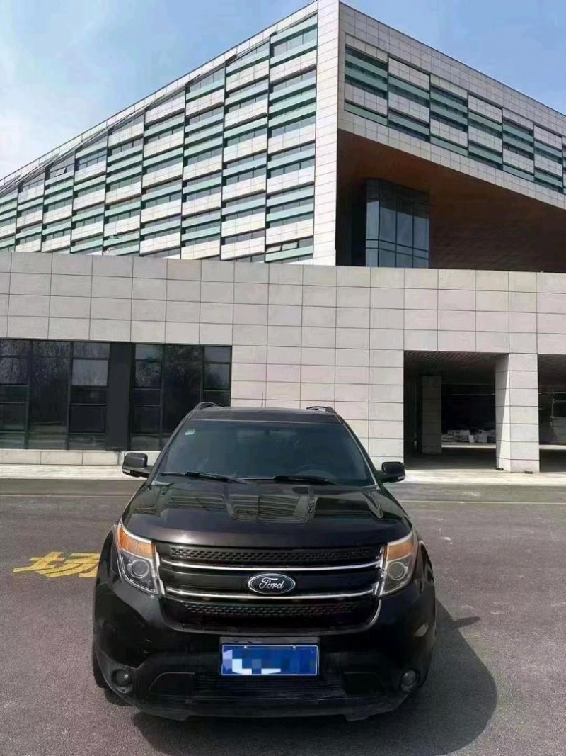 聊城15年福特探险者1