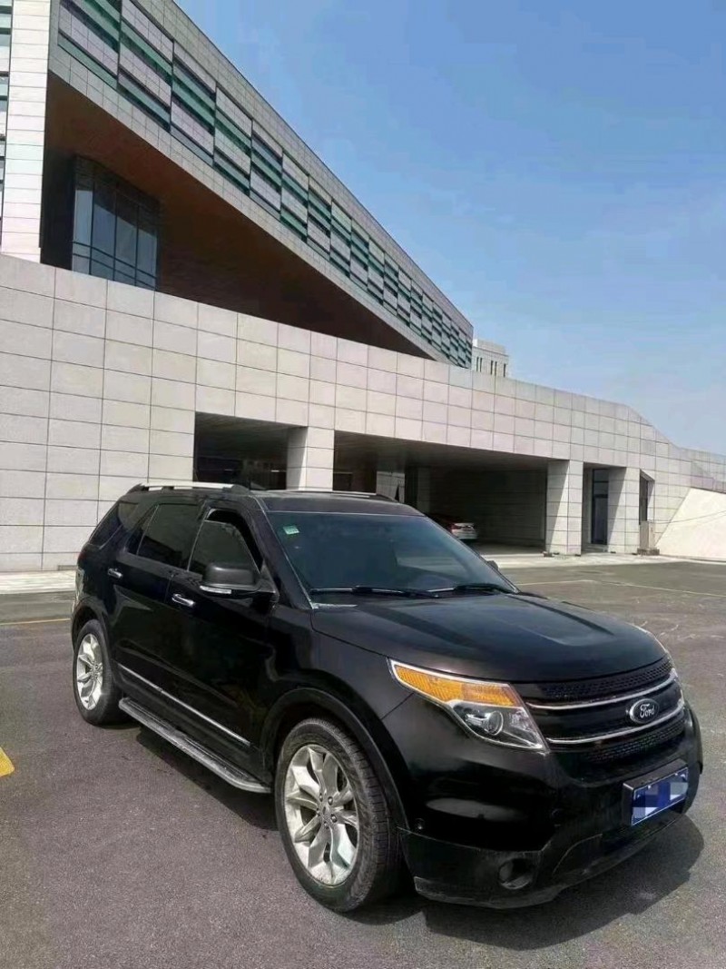 聊城15年福特探险者2