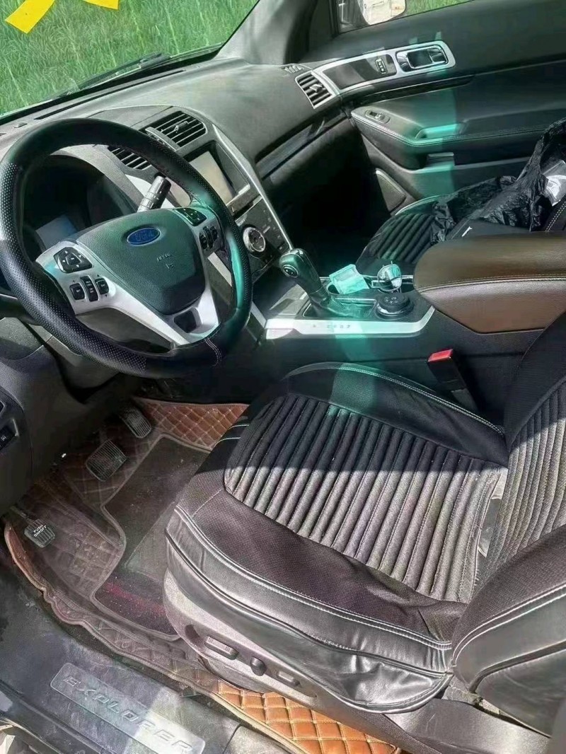 聊城15年福特探险者4