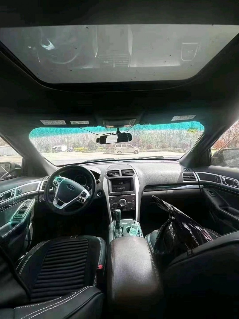 聊城15年福特探险者5