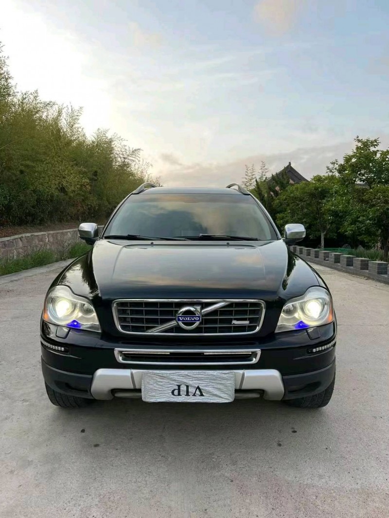 青岛12年沃尔沃XC901