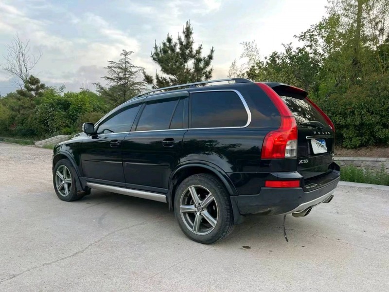 青岛12年沃尔沃XC906
