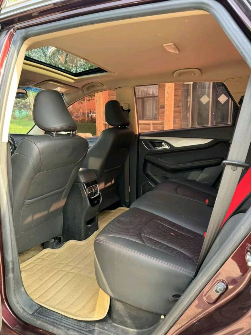 邢臺17年寶駿5606