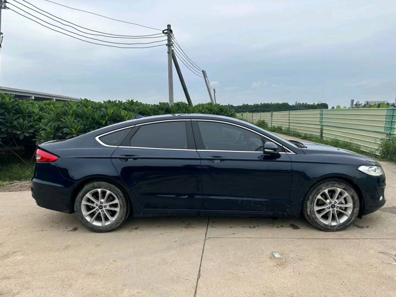 中山21年福特蒙迪欧3