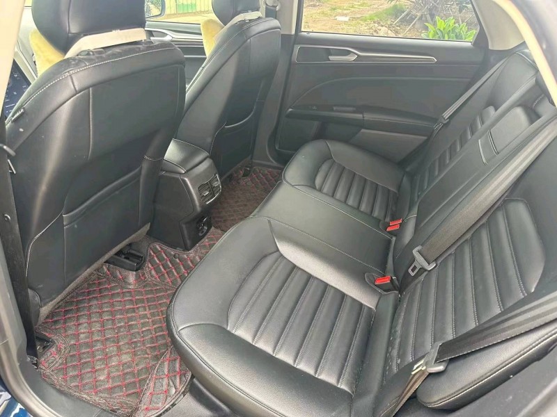 中山21年福特蒙迪欧8