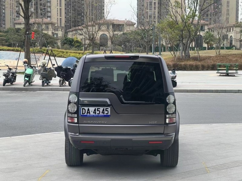 东莞14年路虎发现9