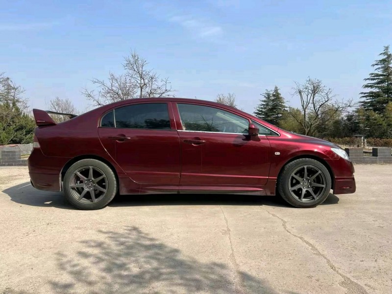 青岛14年本田思域5