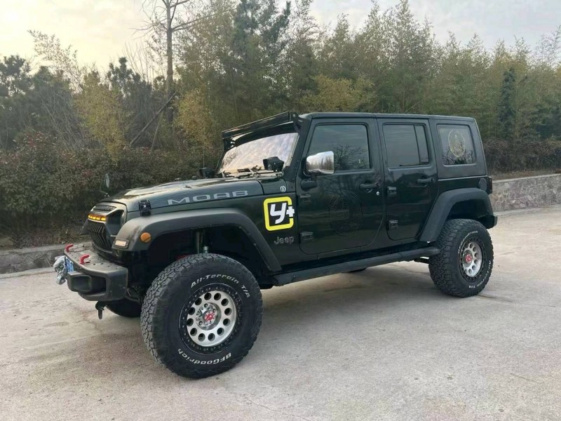 青岛10年Jeep牧马人5