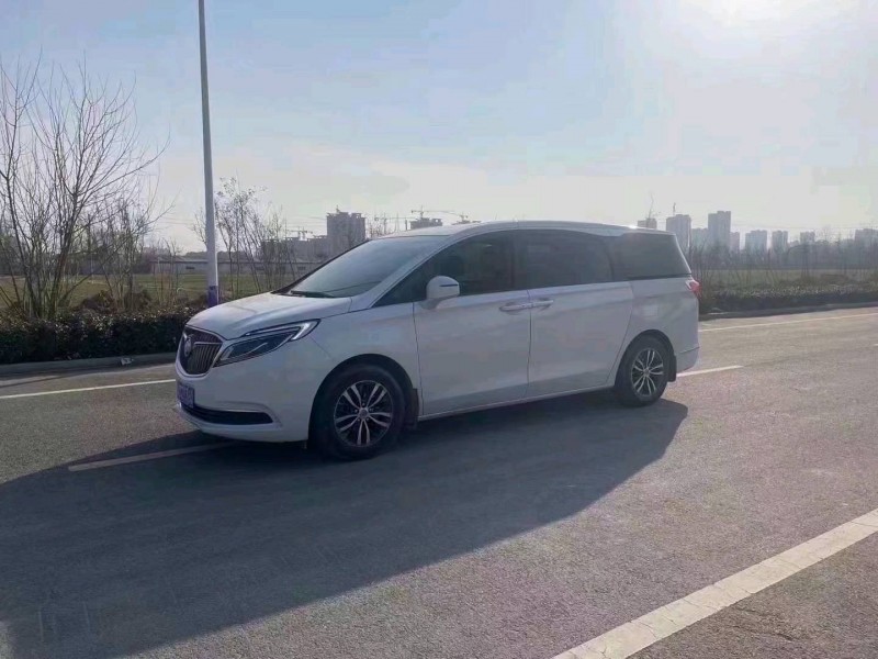 菏泽19年别克GL82