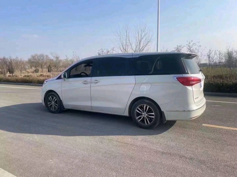 菏泽19年别克GL84