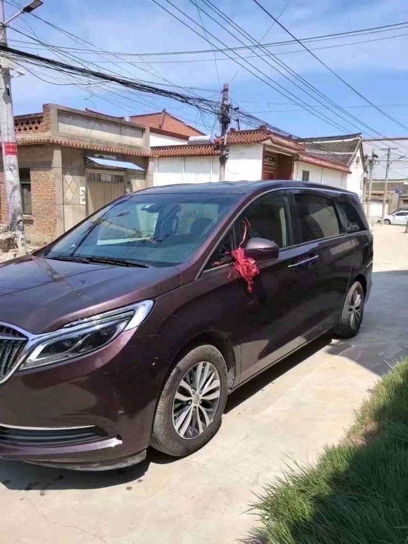 菏泽18年别克GL82