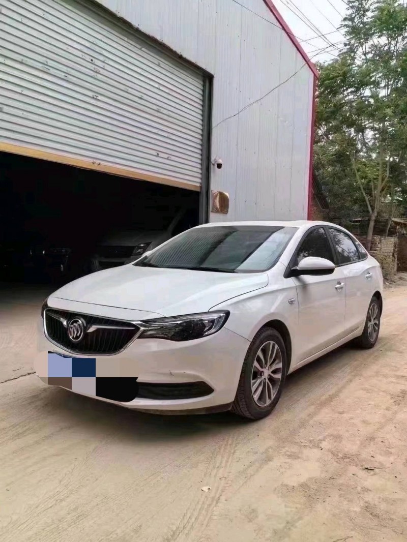 菏泽19年别克英朗3