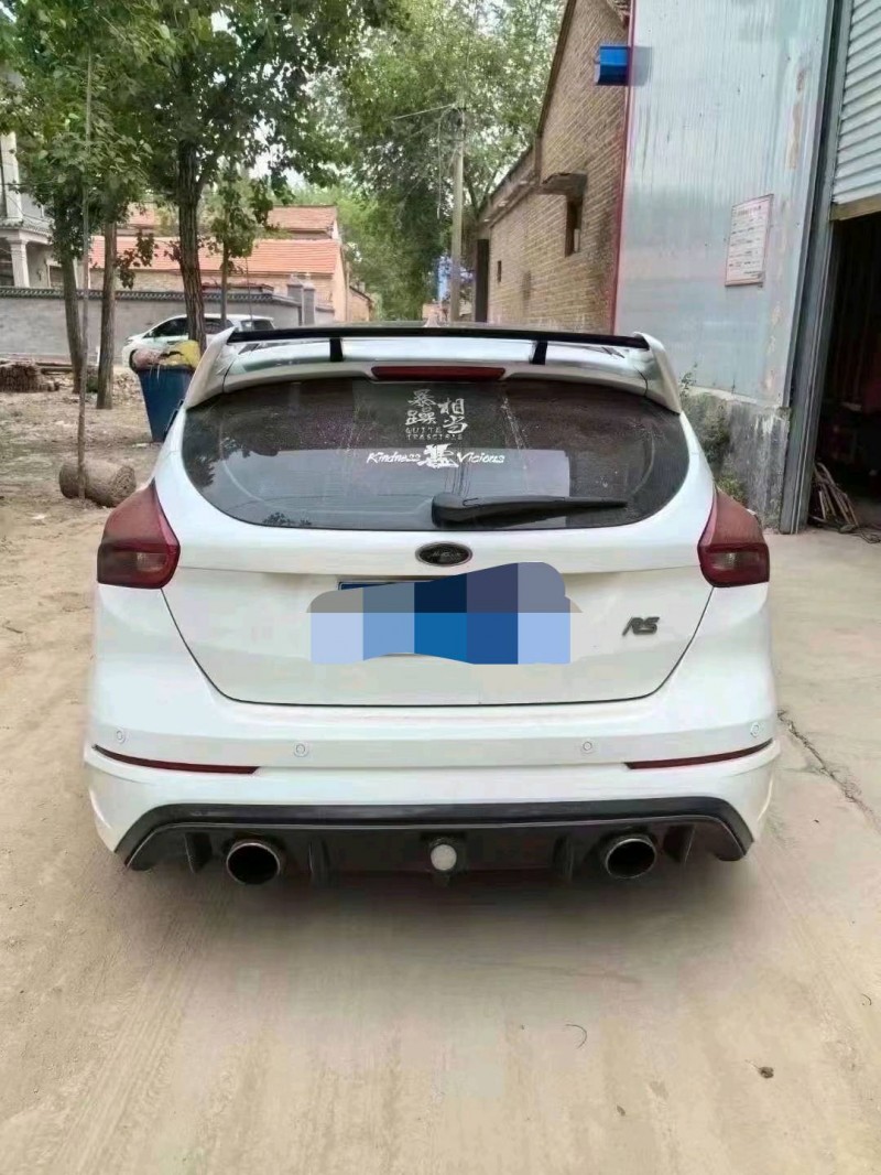 菏泽17年福特福克斯5