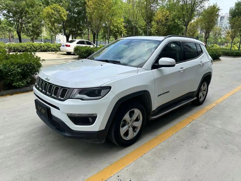 济宁18年Jeep指南者3