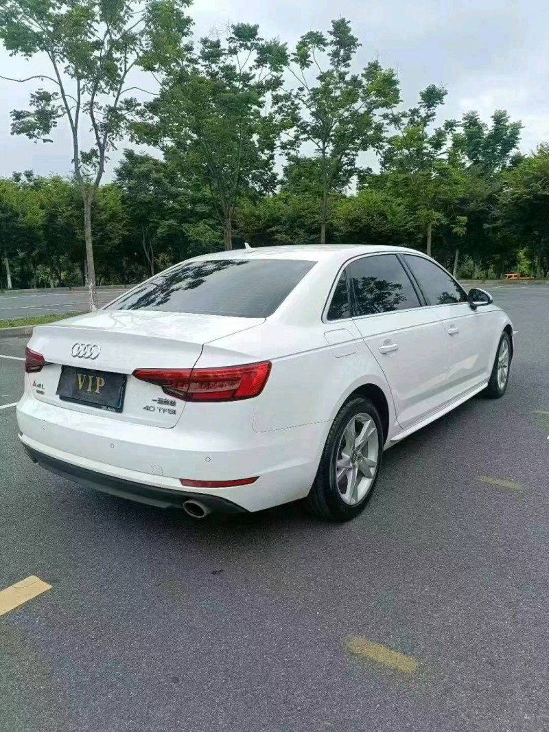 杭州17年奧迪A4L5