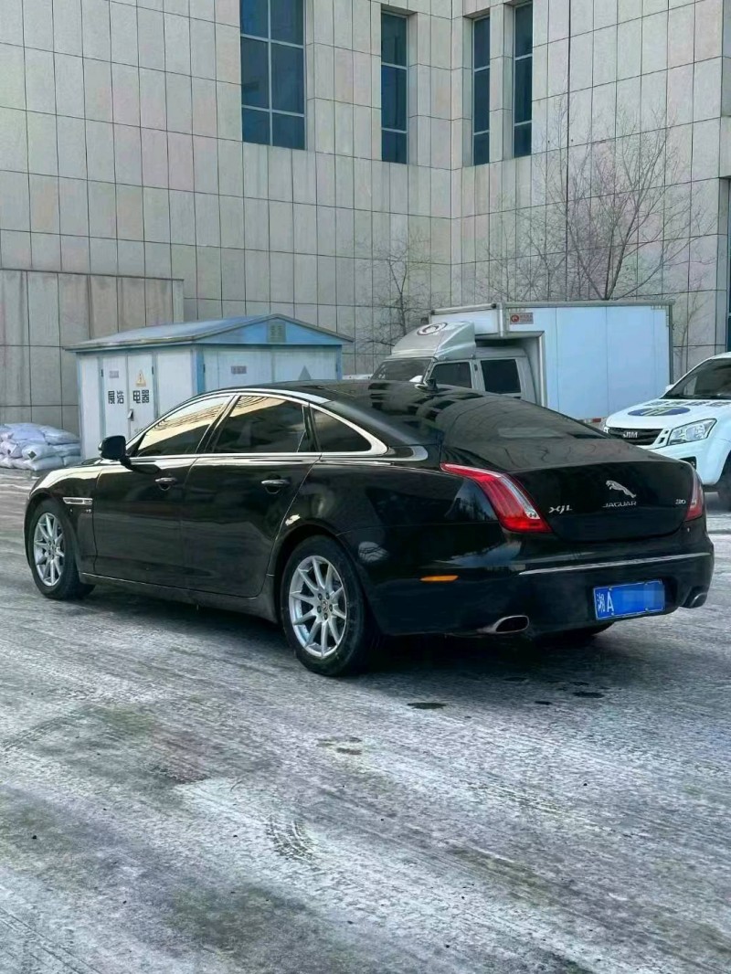 包頭15年捷豹XJ8