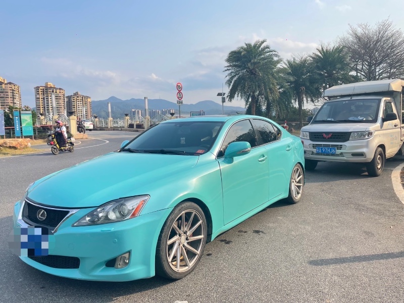 广州09年雷克萨斯IS2