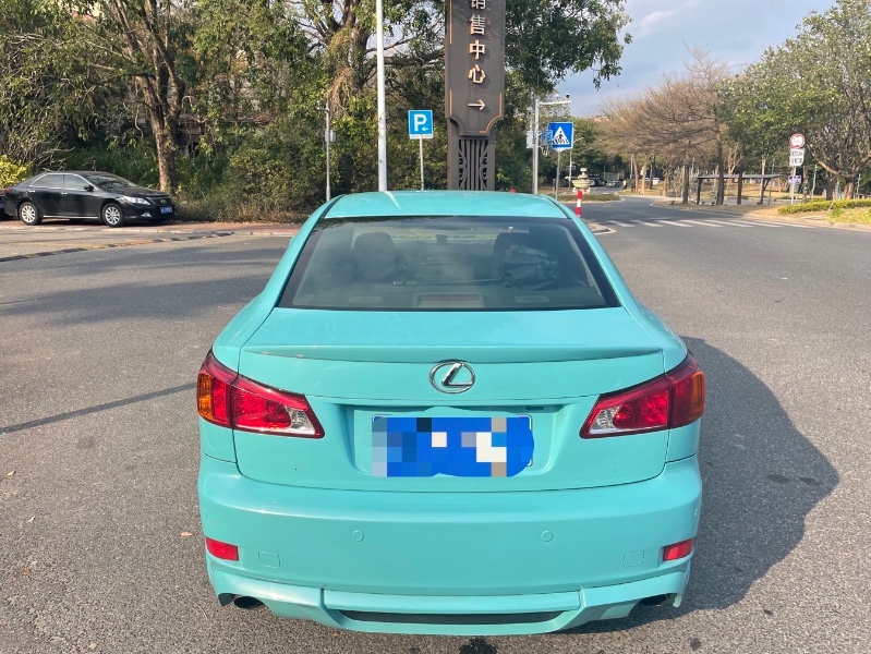 广州09年雷克萨斯IS6