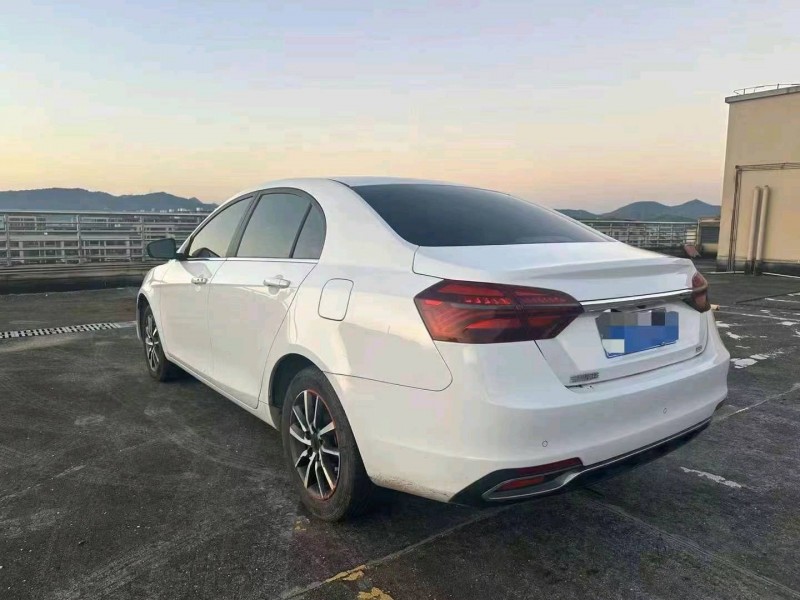 东营20年吉利帝豪7