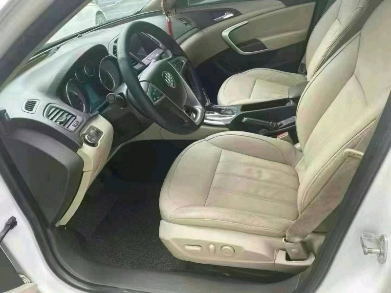 烟台12年别克君威3