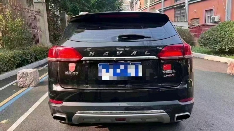 嘉興18年哈弗H69