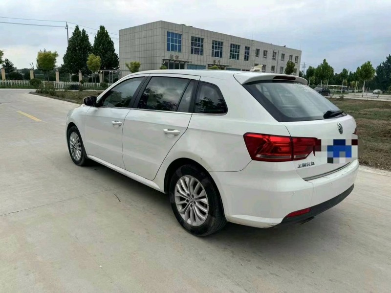 济南14年大众朗行4