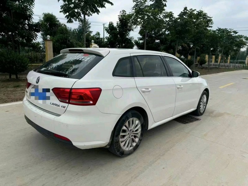 济南14年大众朗行9