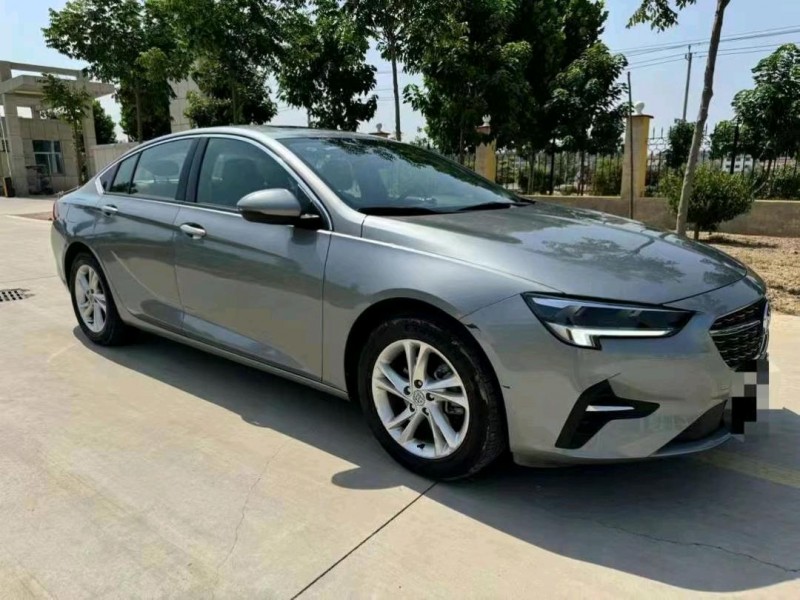 烟台23年别克君威8