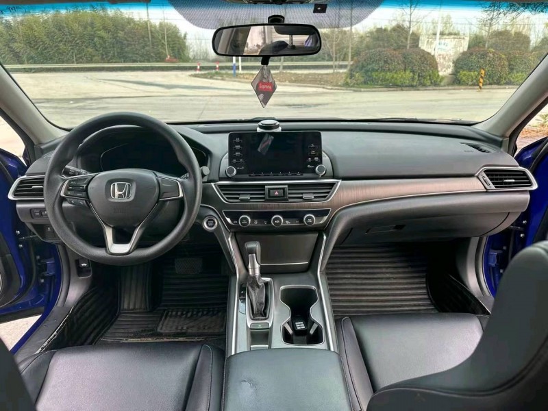 徐州19年本田雅阁5