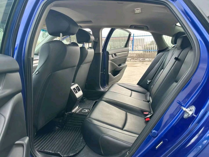 徐州19年本田雅阁6