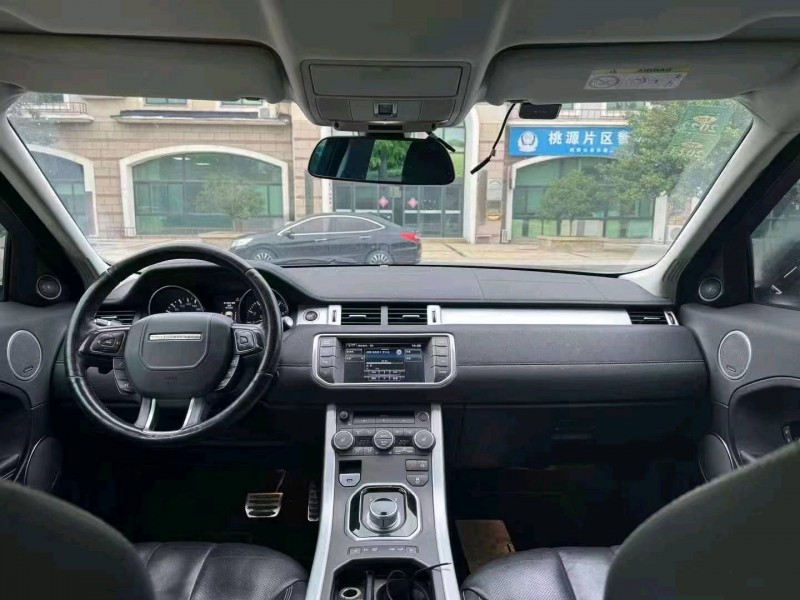 烟台14年路虎揽胜极光(进口)5