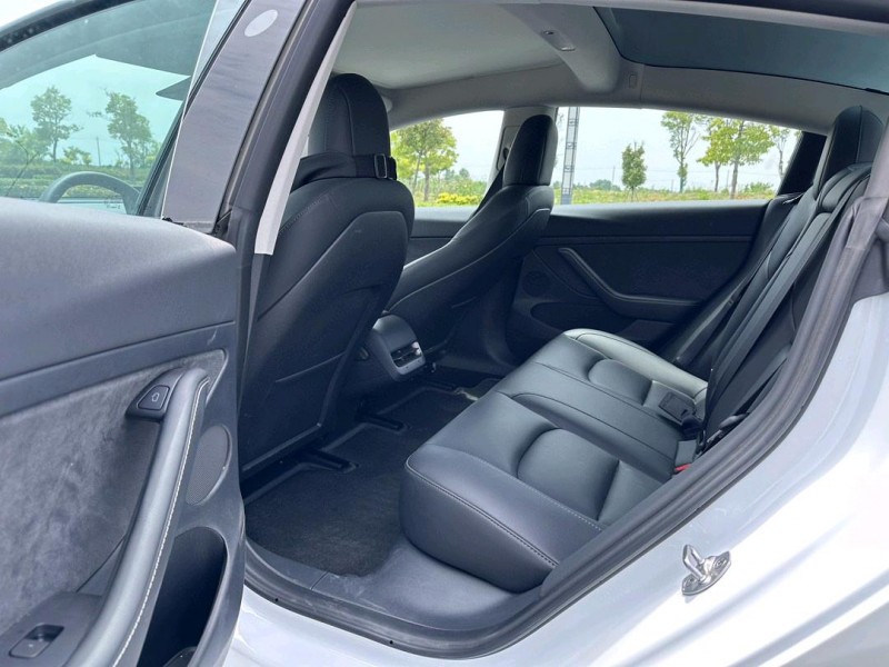 鹽城23年特斯拉MODEL 34